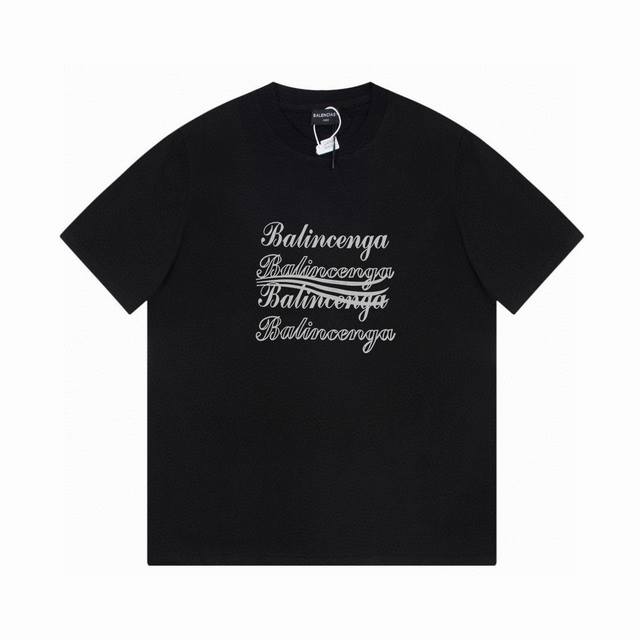 高品质25Ss巴黎Logo印花短袖！胸前品牌字母后背贴布Logo大牌感十足！高端大气完美演绎，经典圆领不挑人版型上身巨显瘦 面料采用230克纯棉面料，保证舒适性