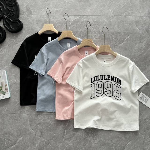 2025新款Luluemon_Relaxed-Fit学院风T短袖 夏日炎炎，怎能少了一件清爽的T恤呢今天就来给大 家种草一款高级感十足的全棉T恤