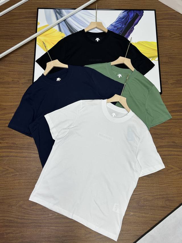 Descente 迪桑特 Logo刺绣标志！短袖T恤短袖T恤 夏季运动休闲透气T恤 男款圆领短袖衫男 Logo标志短袖 纯棉T恤短袖上衣透气户外运动登山徒步通勤