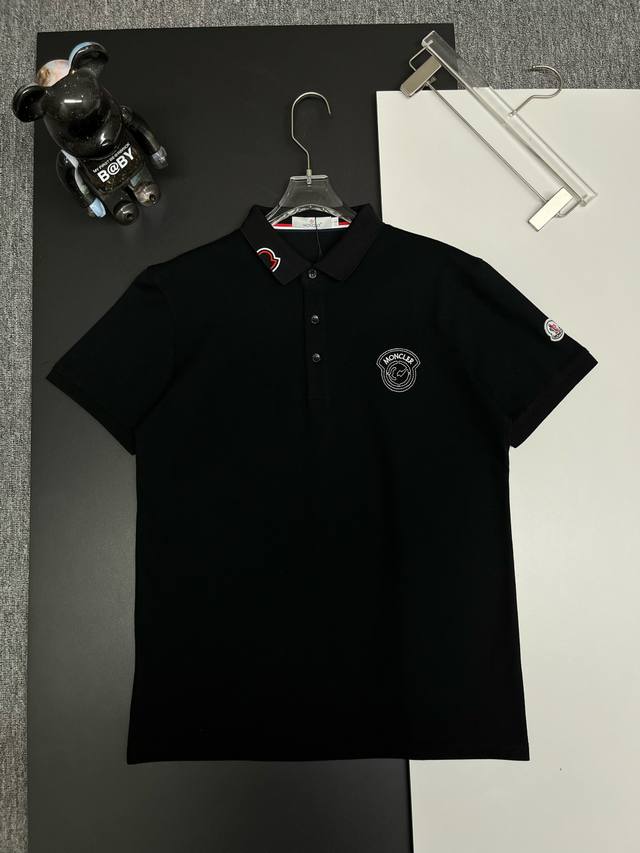 Moncler 蒙口 字母Logo刺绣新款polo衫 原版面料 官方同款 采用210克丝光珠地棉，定制 同缸染面料 手感非常舒服爽滑 版型挺阔有型 一线品牌代工