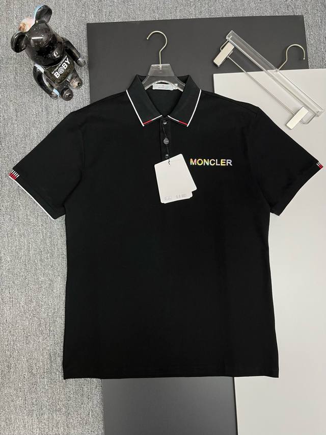 Moncler 蒙口 炫彩字母Logo新款polo衫 原版面料 官方同款 采用210克丝光珠地棉，定制 同缸染面料 手感非常舒服爽滑 版型挺阔有型 一线品牌代工