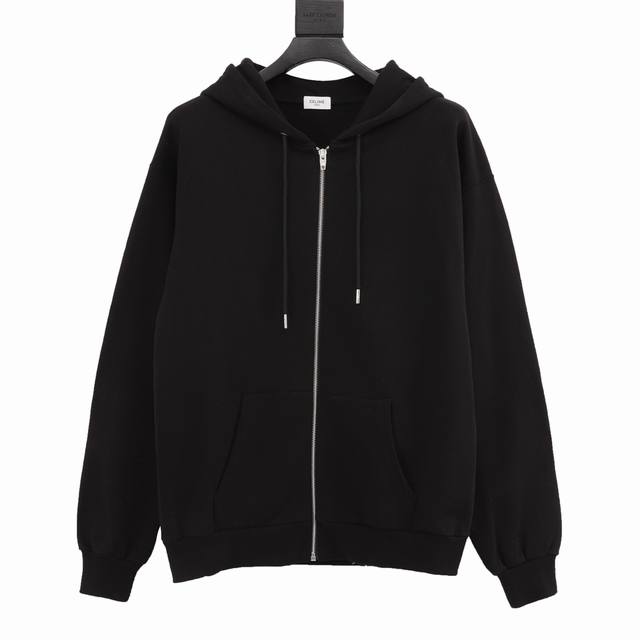 款号Y805 Celine 赛琳 经典胶囊系列拉链外套 Ce经典款属于胶囊系列最火 最有气质 最百搭的一个，论设计，它算是卫衣中最常见的基础款 没有花俏的玩法，