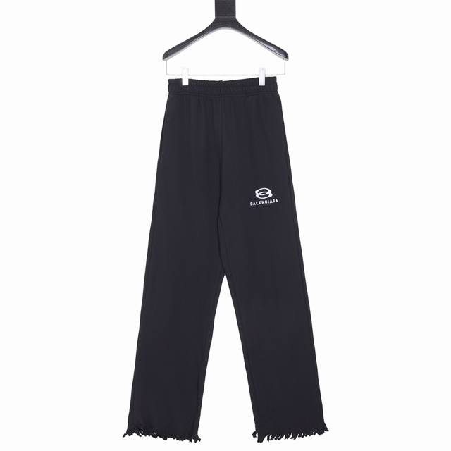 款号Y724 Balenciaga 巴黎世家 24Ss 双环字母刺绣做旧破坏长裤 定织定染 32S 450G双股双纱精梳面料，手感厚实，柔软细腻上身舒适，腰部松