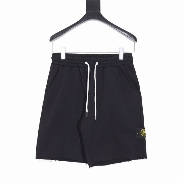 款号Y721 Stone Island 石头岛 24Ss工装休闲毛圈短裤 Stone Island 石头岛致力对纤维和织物的独特研究，代表了一种探索文化，实验活