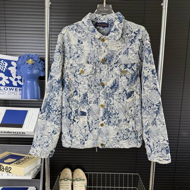 226 当天到货 现货现配 Louis Vuitton 25Ss玫瑰花卉提花重工水洗流苏牛仔衣外套夹克 流苏毛线下隐藏暗纹满印Logo，可自行Diy，让它完全属