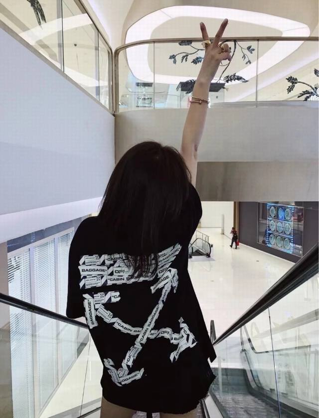 顶级版本上新 O38# -Off-White C O Virgil Ss24重工独家 新款机场胶带封条 标语警戒线印花Ow箭头Virgil Abloh高街复古短