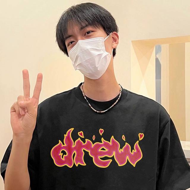 顶级洗水版本 D12# -Drew House 水洗做旧火焰字母印花重磅高街短袖T恤 情侣款- 顶级复刻，原版原包装，最高品质跑量，上下渐变，真重磅做旧，喷马骝