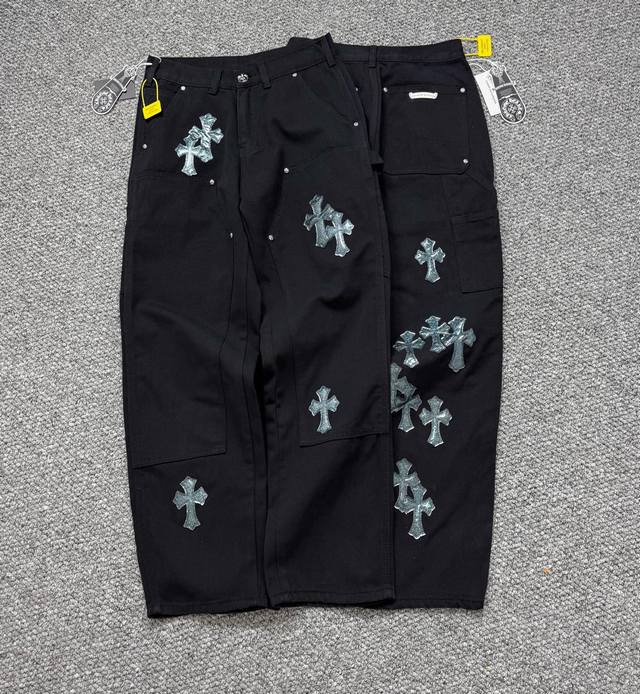 款号：H813 Chrome Hearts & 克罗心 25Ss星空限定十字架卡哈特底板伐木裤牛仔阔腿裤 意产特种牛皮印花再切割 订制羊皮三层粗线帖皮 整体拼接