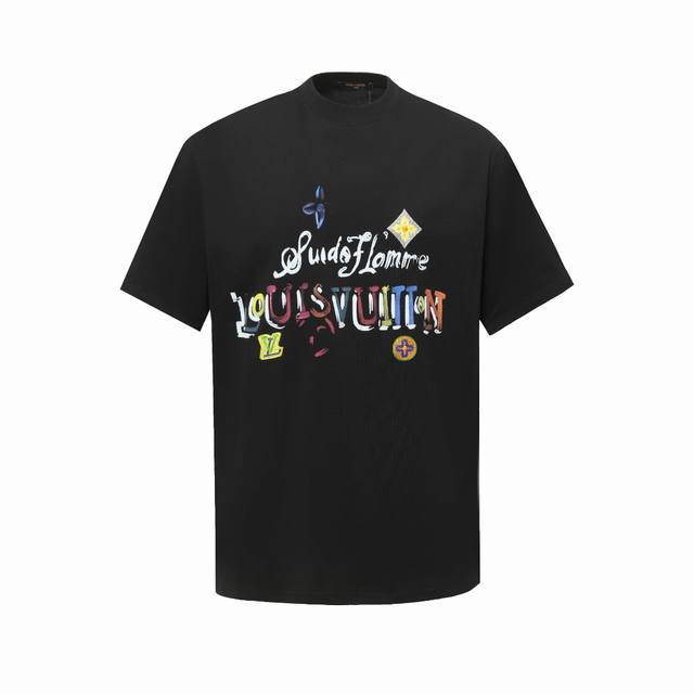 Louis Vuitton 面料：100%棉 Louis Vuitton路易威登高品质进口透气白墨直喷，高密度立体绣花，采用300克双纱面料，1*1索罗娜罗纹，