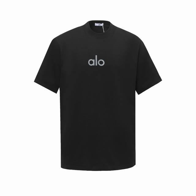 Alo 面料：100%棉 Alo 高品质印花厚板炫彩反光工艺，采用300克双纱面料，1*1索罗娜罗纹，宽松版本，男女同款 尺码：Xs. S. M. L 颜色：白