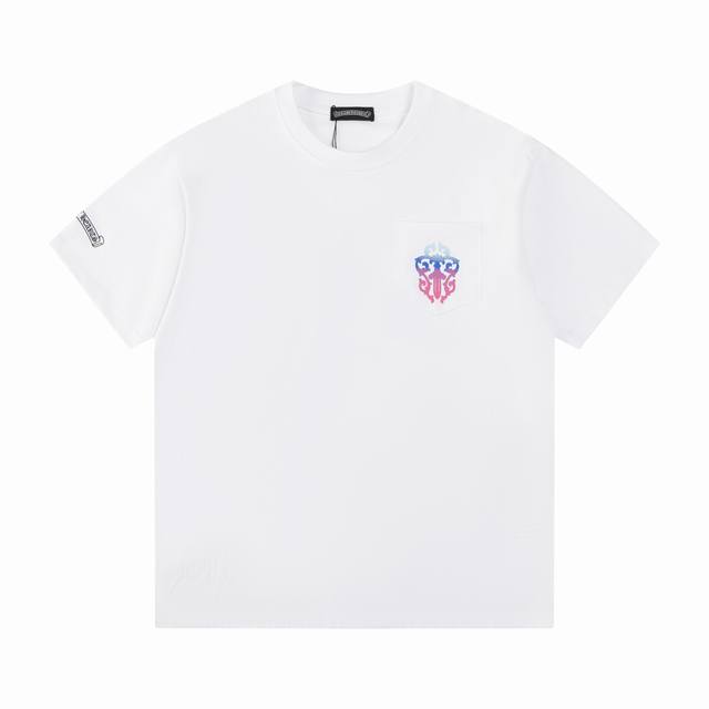 款号T62 克罗心 短袖T恤 男女同款 -采用原版280G100%纯棉面料 柔软舒适 螺纹同缸定染零色差 独家品质区别通货 欢迎对比 -颜色： 黑色 -码数：X