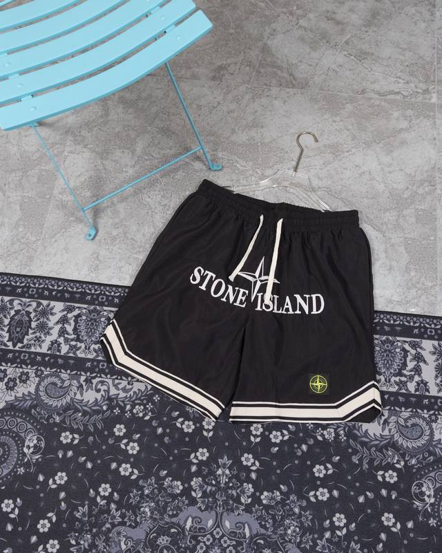 款D05 石头岛 Stone Island石头岛Ss 刺绣Logo织带短裤 原版打造 基础百搭 全身撞色处理 情侣可搭 全身Oversized立体裁剪 上身挺阔