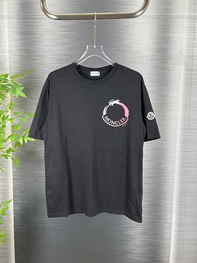 款号：G2154 Moncler 蒙口 官网同款印花图案 双纱纯棉短袖 - 260G双纱纯棉顶级面料 手感柔软 百分百纯棉独家出货 定染硫化黑无尘处理面料 -面