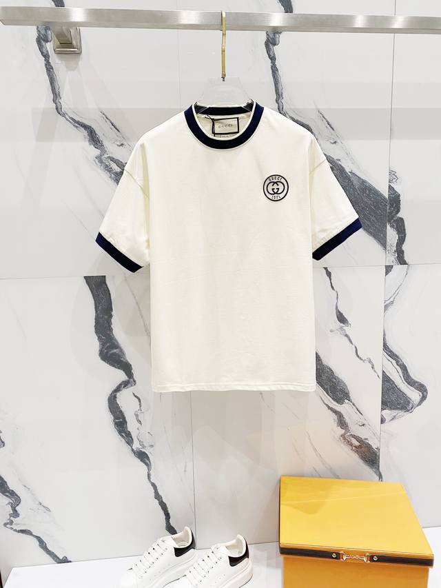 Gucci 古驰 260克纯棉圆领短袖T恤 撞色编织领口刺绣Logo字母1921小标识 官方同步 高版本 高品质 时尚个性 百搭潮流 纯原品质 原版面料 吊牌