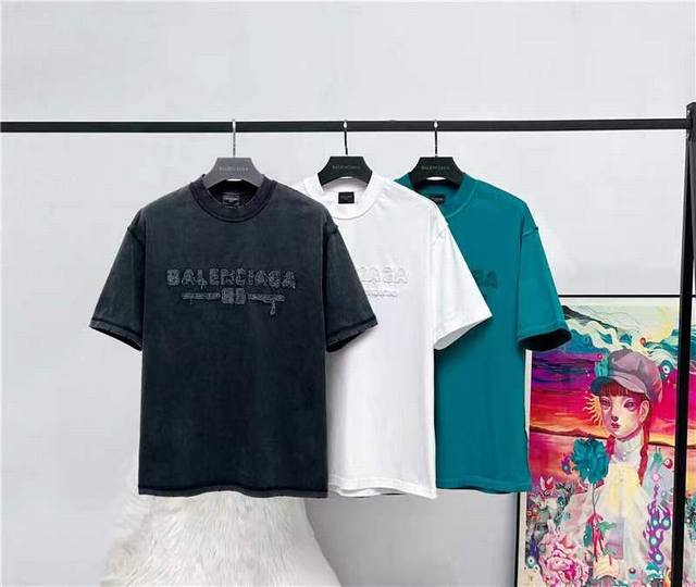 顶级版本 大货挂拍图 #巴黎25Ss简约字母反车水洗磨破做旧短袖# Balenci*Ga巴黎# 面料采用260G巴黎专用双纱*高克重1比1双纱罗纹 前幅采用进口