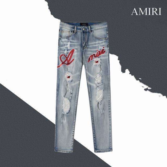 款号Sl62 Amiri 红色亮片破洞紧身牛仔裤顶级版本 男女同款 三标齐全 区别市场通货 随意对比 水洗裤身对花位剪裁缝纫 采用具有光泽感的丝光绣线 由意大利