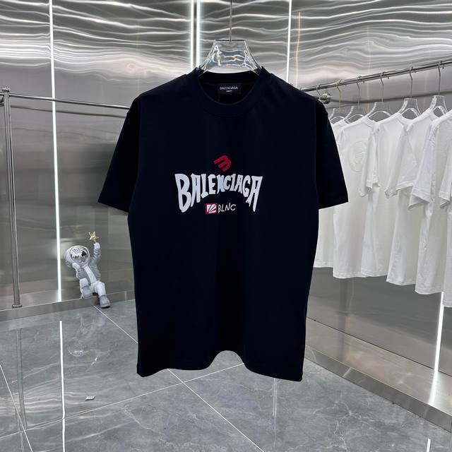 Bal 2025春夏新款260克短袖T恤 植绒工艺 男女同款宽松版 S M L Xl Xxl 五个码 颜色：白色 黑色 灰色