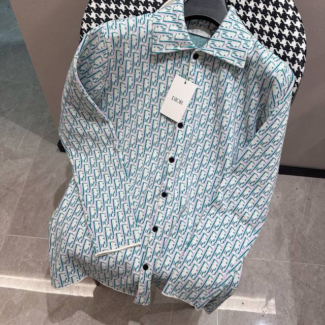 Dior迪奥 100%棉 Dior 迪奥新品高品质面料 新款经典款老花迪 奥高密度针织毛衣提花衬衫面料底布是毛衣织法 面布卫衣提花织法 高弹力高密度面料厚度 超