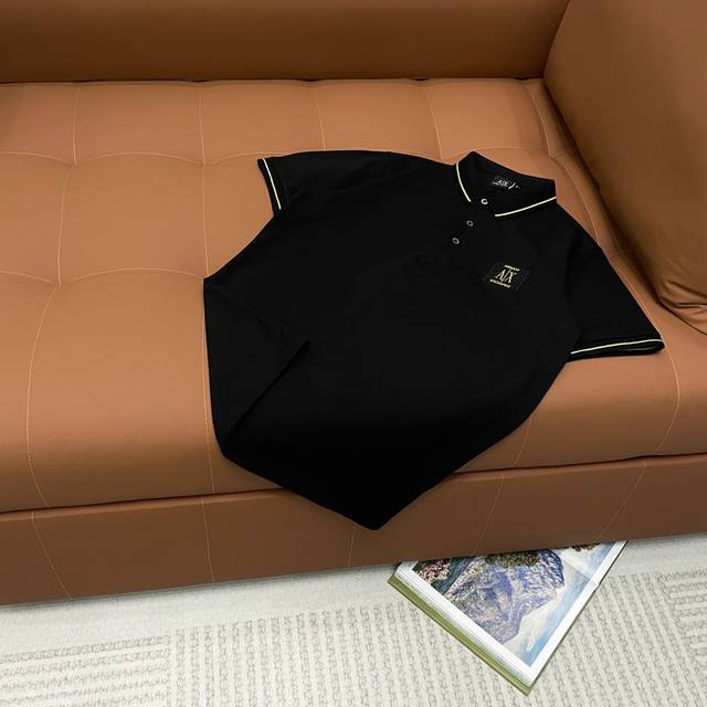 高版本polo系列 Alx阿玛尼旗下 潮流轻奢基础百搭polo衫系列 男女同款 260克纯棉珠地料子 这款高颜值polo衫女生穿上都好看 回头率满满 感觉直接拿