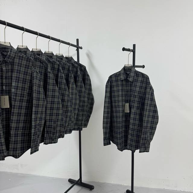 05# Balenciaga 巴黎世家 官网同步 绿格纹 后背印花 磨毛洗水色织男女同款长袖衬衫 辅料扣子均为原版定制 -不上过多吹牛的文案 直接上图上细节 懂