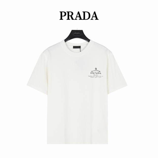 prada 普拉达胸前字母徽标短袖 夏季渠道限定新款 简约又不失风格的复古品牌标识，夏日炸街酷毙了 情侣气质款。采用定制面料。添加杜邦公司Sorona 索罗娜