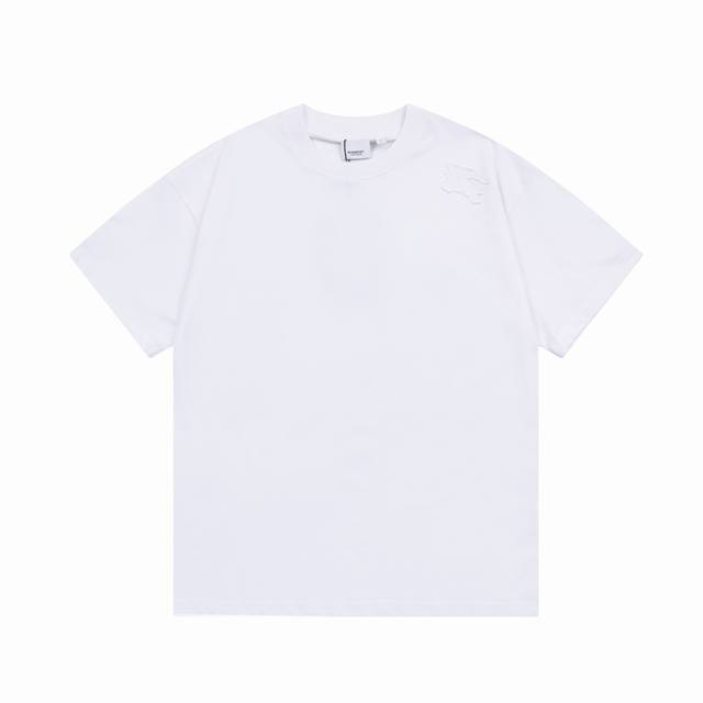 隔天到 Burberry 巴宝莉 原布→小战马刺绣 大Logo经典识标印花精致升级 原版面料 官方同款 短袖T恤 定制 同缸染面料 手感非常舒服 春夏最新版本