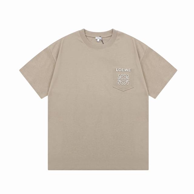 隔天到 Loewe 罗意威 3M立体字母凹凸压印 Logo精致升级 原版面料 官方同款 短袖T恤 定制260克同缸染面料 手感非常舒服 春夏最新版本 颜色: 浅