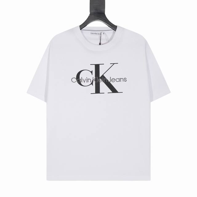 顶级版本 款号:7105# Calvin Klein ｜Jeans Ck 字母Logo印花刺绣圆领短袖 Nkenk男情休圆短T印花+刺绣一体的工艺，成本增加耗时