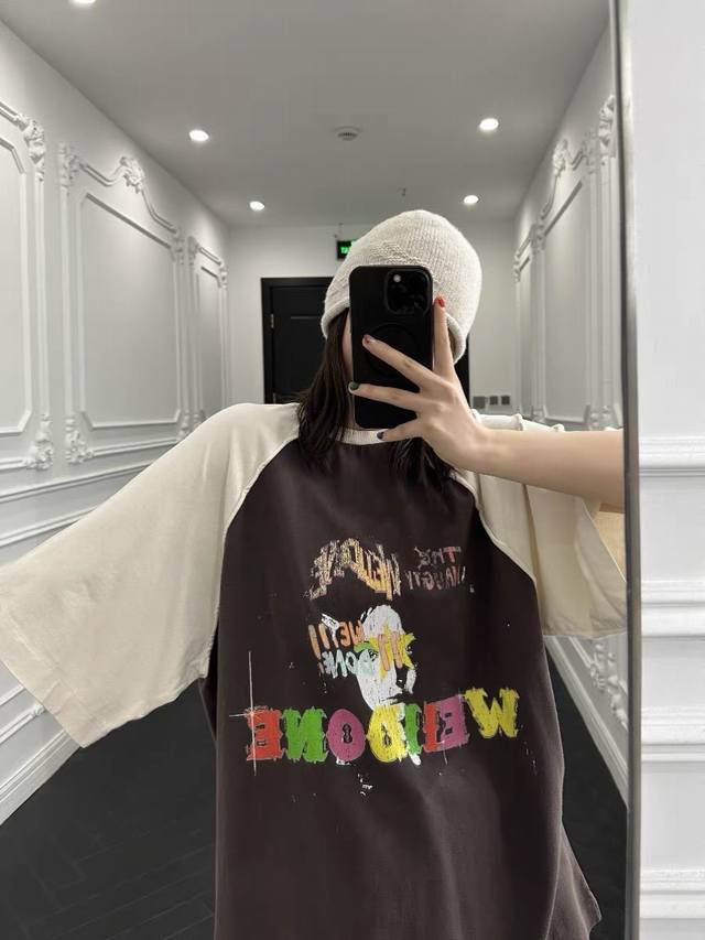 w65# We11Done官网同步拼接撞色插肩袖小怪兽彩绘印花宽松短袖T恤 购入原版打版起样 区别市面普通版本 面料采用重磅高克重320克双纱精梳棉面料 成衣经