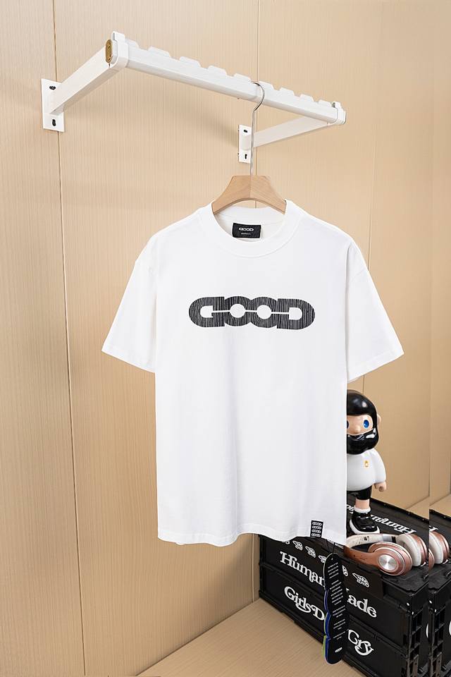 挂拍图 顶级版本 Goodbrand 23Ss Crackedshort爆裂纹Logo情侣宽松短袖男女T恤 颜色：黑色 白色 码数：S M L Xl
