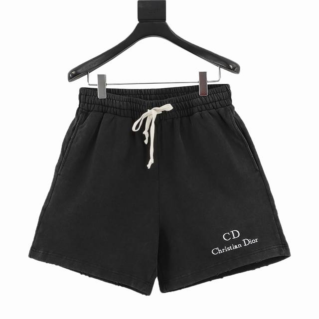 Dior 迪奥 字母刺绣短裤 面料采用360克刷毛面料，订染颜色后整蚀毛处理，对照原版做丝滑超柔处理，布面肌理股线清晰明显，垂感一级棒，做工精致都到达外贸出口标