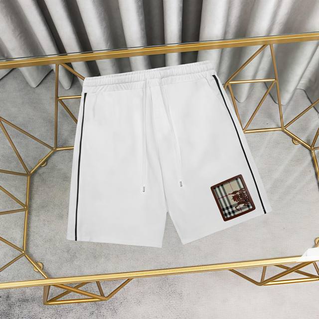 Burberry 巴宝莉皮标出没短裤卫裤 1:1对版面料380克毛圈高克重百分百纯棉 提前做过预缩水1×1双纱洗一辈子都不会变形的 男女同款 官网细节 字母Lo