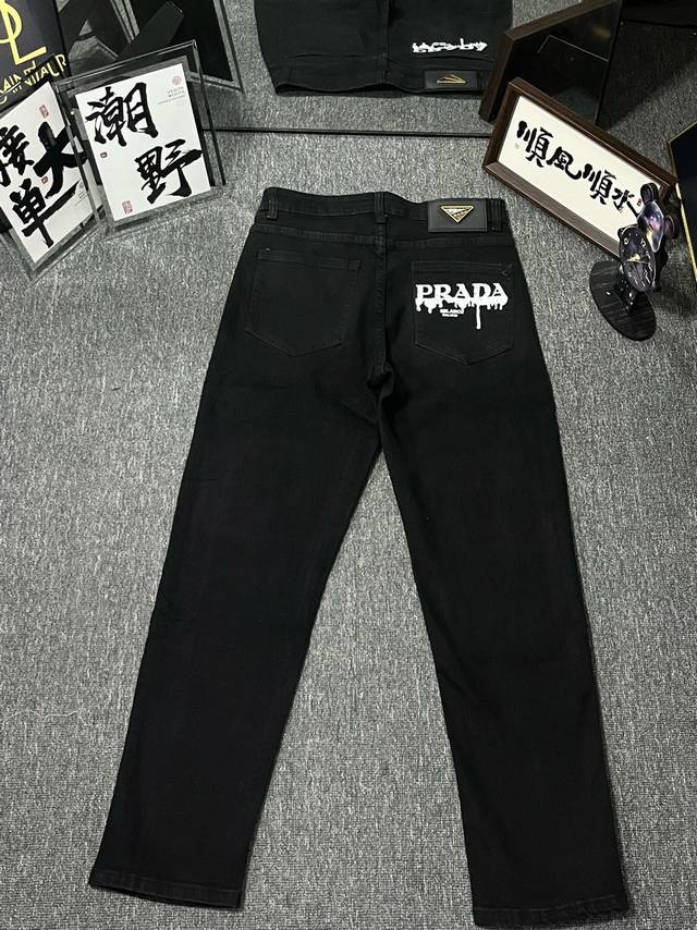 oc-719 prada普拉达Ss春夏新款加柔牛仔裤 只做精品 看面料 看做工 看细节 原厂原布原洗水！进口原版水洗弹力面料进口原版水洗弹力水洗面料，弱饱和度的