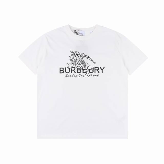 Burberry 巴宝莉 战马印花圆领短袖 今年夏天最新款经典耐看，时尚精简的一款标语T 无多余花里胡哨，随意搭配感受英式风格的独特魅力！客供平纹针织棉布制作，