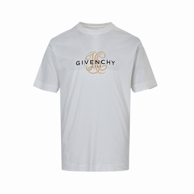 Givenchy 纪梵希 25Ss 反转字母Logo印花短袖 采用100%棉质面料，柔软透气，让你在夏日里尽享舒适。 前后饰以翻转效果Givenchy pari