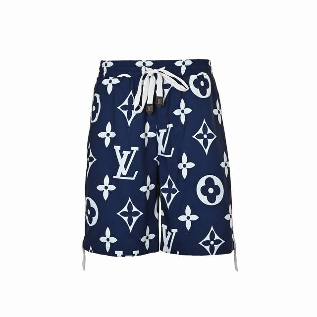 Louis Vuitton 路易威登 老花满印侧边织带短裤 客供原版定织面料，面超料赞，爽滑舒适，手感一流，经典老花Logo印花长袖外套短裤套装，融汇 Mono