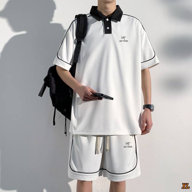 Arc’Teryx始祖鸟 独家实拍上新夏季高品质运动服短袖T恤运动套装潮搭配宽松短裤运动套装，本季主打，货源充足，放心主推，高端品质，经典设计，做工出色，经典百
