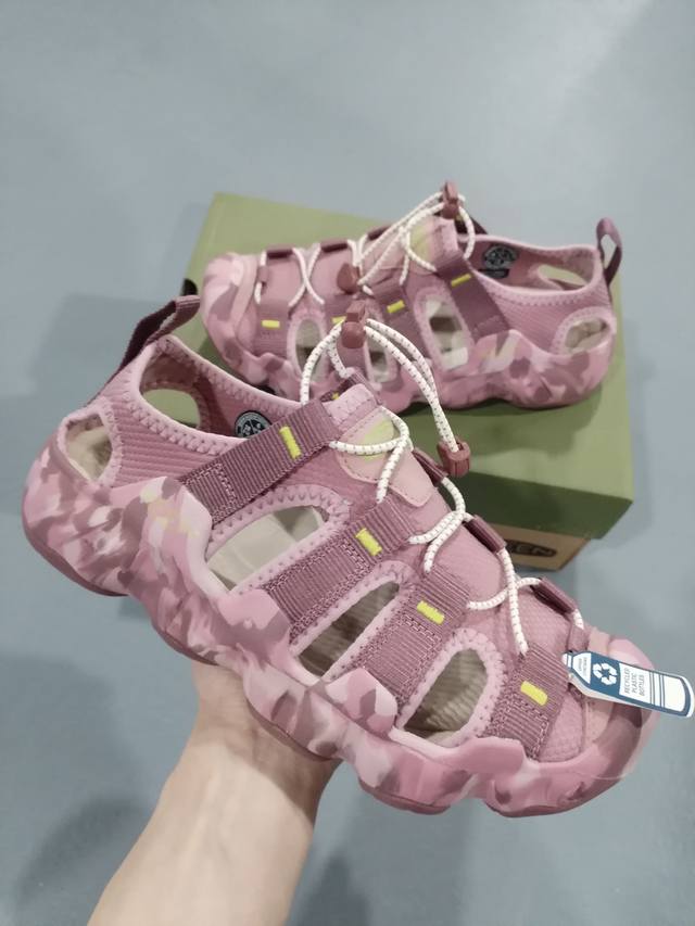 美国人气户外品牌 Keen 科恩，Keen Hyperport H2 ，科恩溯溪鞋，编织弹力凉鞋，溯溪鞋注重复杂环境中的稳定性和保护，是一种功能性极强的户外凉鞋