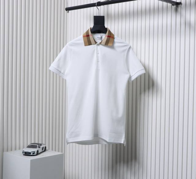 Burberry 巴宝莉 24Ss 格纹领polo短袖 原版5600购入，布料采用210G网眼珠地布料。同缸染面料 手感非常舒服 订制扁机领子，颜色手感还原原版