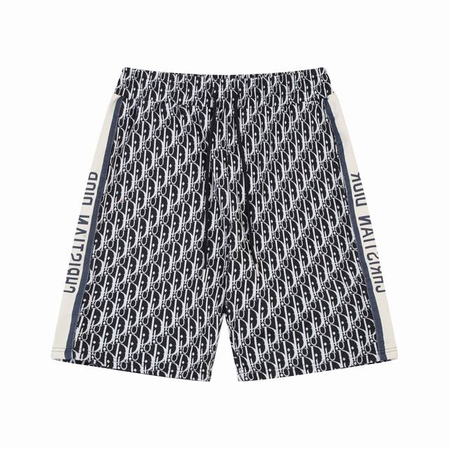 迪奥 Dior 夏季新款 迪奥满身Logo图案搭配双侧字母织带拼接休闲短裤 品牌元素设计理念 超级质感柔软透气 高品质男女同款 Color：图片色 Size：X