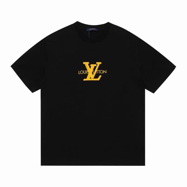 上新 高版本 Louis Vuitton路易威登字母硅胶立体凹凸设计短袖 最高版本！定制面料 克100%双纱棉！字母硅胶立体凹凸工艺设计！ 辅料：开模原版过鉴定