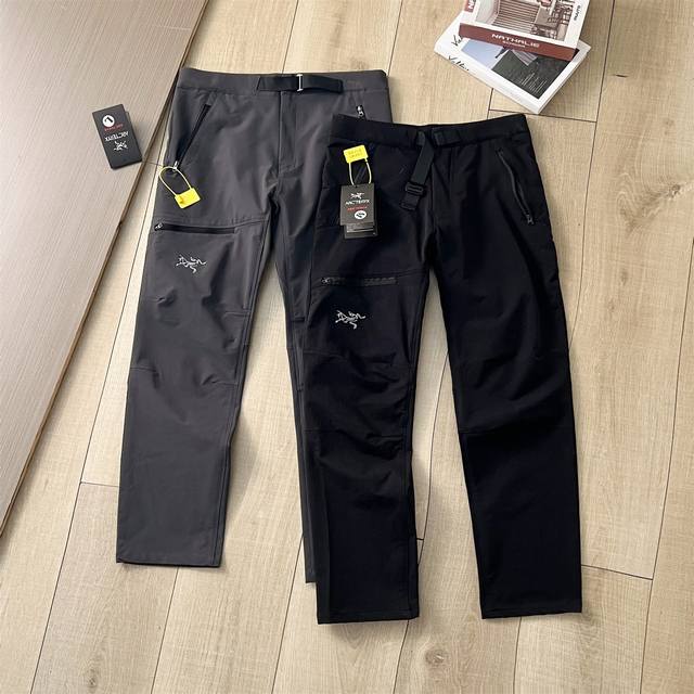 Arc'teryx 始祖鸟刺绣软壳长裤春秋户外运动透气速干软壳重工刺绣长裤情侣款 此款长裤，软壳裤适合夏季登山或在山中远足，与您的步伐相匹配的裤子 速干亲肤 耐