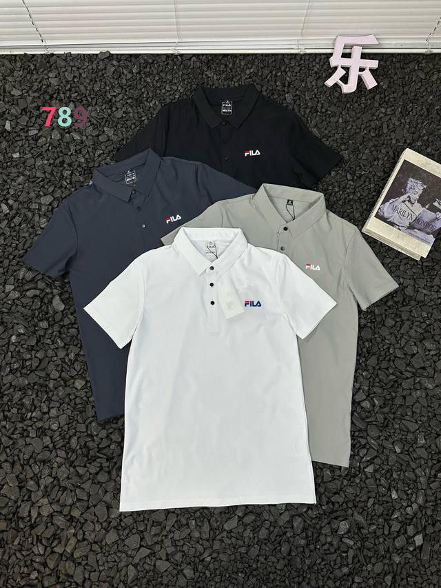 Fila斐乐户外运动休闲吸汗透气速干通勤商务短袖T恤polo衫 想要一件既能应对商务场合，又能满足运动需求的T恤？Fila斐乐经典Logo短袖polo衫就是你的