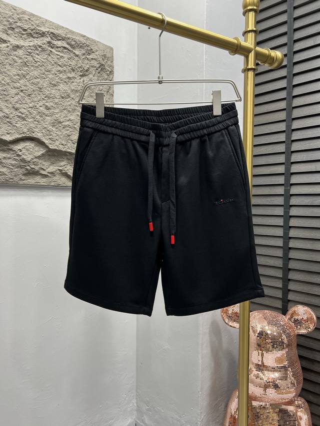 Kiton 金顿 男士时装款商务运动休闲短裤 五分裤，高端洋行渠道货，25年春夏新品，顶尖白金级臻品，源自原厂代工出品！ 高端奢华且白金级的一款裤装，通体的设计