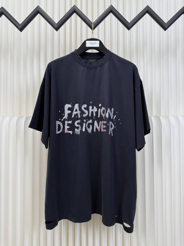 巴黎世家Balenciaga金沙印花破坏Tee短袖 正品开版-实体柜台-顶奢品质 秒杀市面一切版 订染黑篮230G面料起订量9卷布 颜色非纯黑市场现货 版型不改