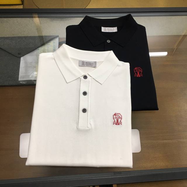 新品上市 Bc... 25Fw新品发售商务休闲男士短袖polo衫，重磅推荐，高级成衣，专柜同步 时尚圆领短袖翻领T恤，采用进口棉加竹纤维伊利特面料，行走的空调自