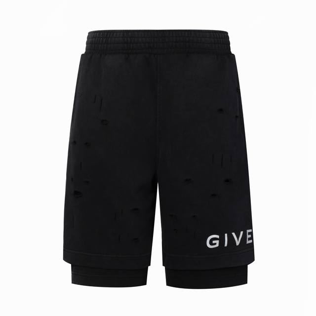 Givenchy 破洞双层假两件短裤 采用320克毛圈 内衬使用26支爽棉 厚重扎实 质感十足 舒适贴肤 Gvc Logo搭配双层破洞独特点缀 双层结构不只是数