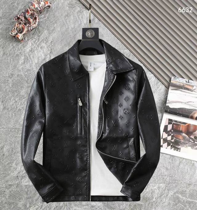 路易威登Lv 高品质2025春季皮衣新款夹克外套，秀场新品品相非常完美，记忆面料舒适保暖，三标齐全，色泽饱满诱人，非常出彩的设计，轻松将时髦感进阶，做工极为考究