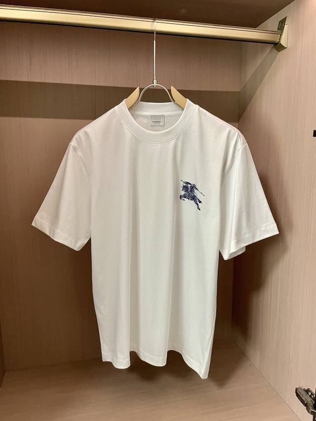 Bur 官网同款 官网同款 官网同款 重磅推荐！2025Ss夏装新品 专柜在售 最新系列图案Logo短袖T恤 必须人手一件的节奏！进口顶极丝光面料，极为亲肤舒适