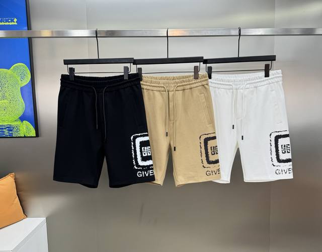 Givench*纪梵-希原单短裤推荐～25S五分休闲短裤.男女同款！侧身经典品牌字母图形印花视觉冲击力时尚感强！进口高端锦棉面料.手感舒适透气.原厂五金质感满满